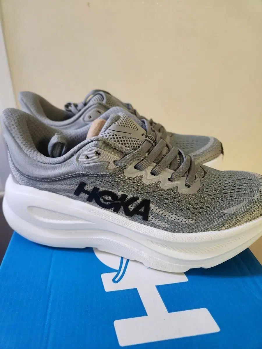 HOKA ONE ONE ホカオネオネ グレー スニーカー 280 サイズ