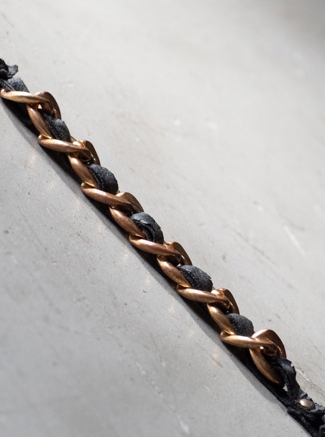 unknown 1990s Curb brass chain bangle