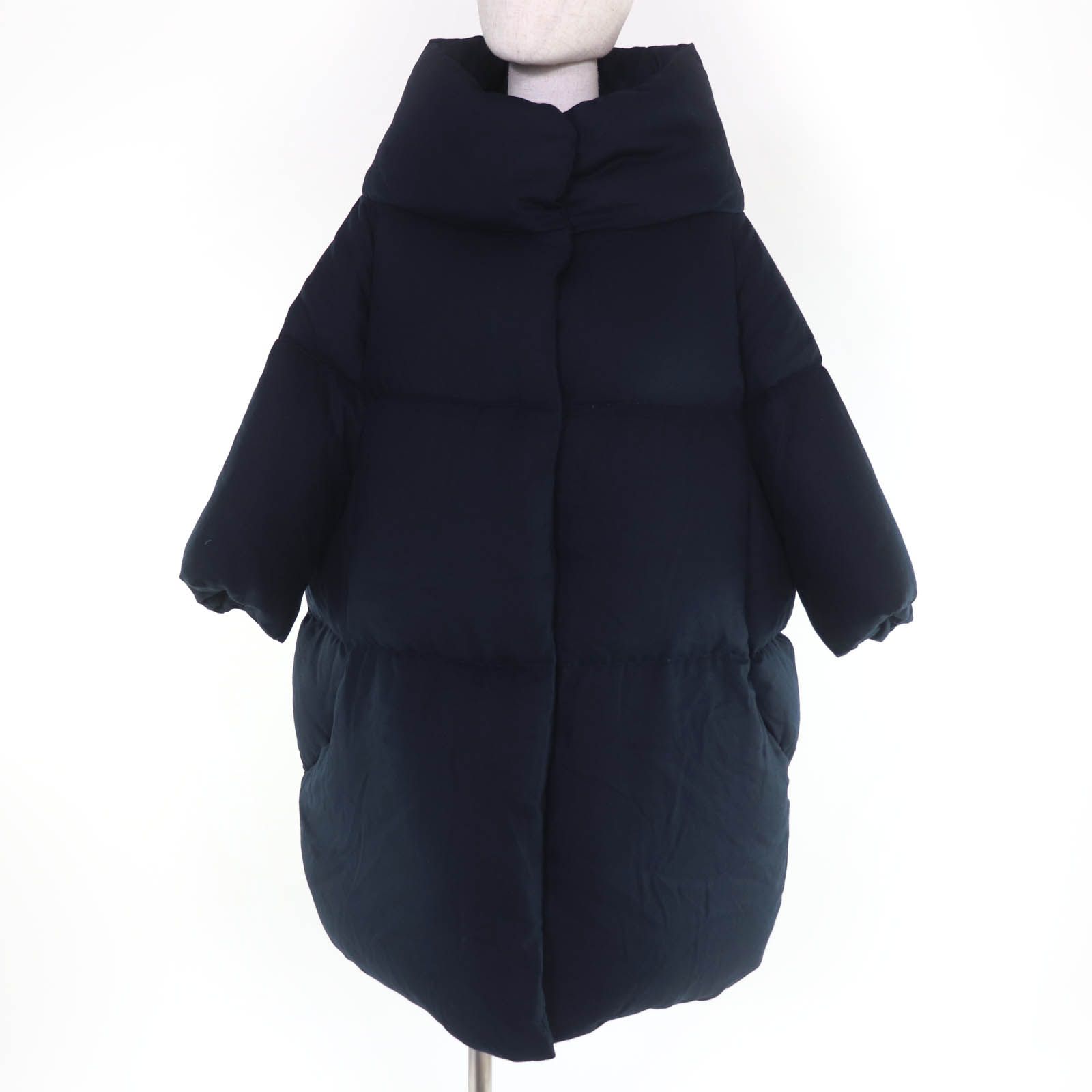 美品☆Herno ヘルノ PI1168D ウール ロゴプレート スタンドカラー 