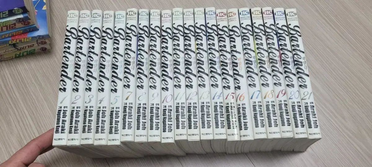 漫画 バーテンダー 全巻中 6 権限巻 なし