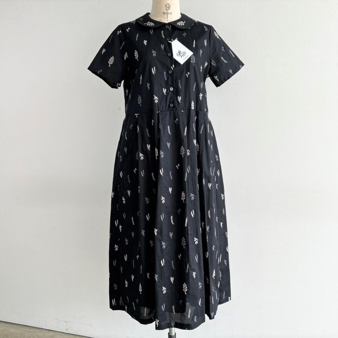SARAHAWEAR 刺繍丸襟ワンピース Catherine C71207