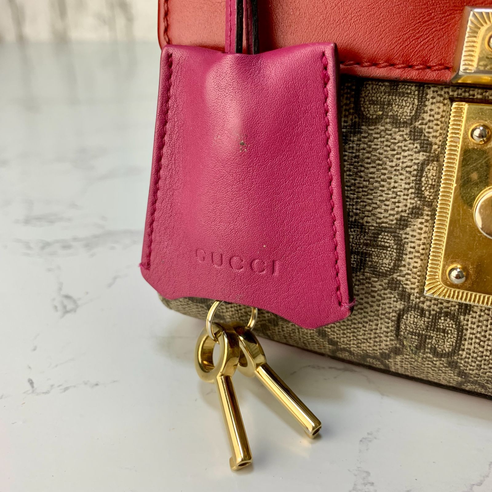 GUCCI パドロック GGスプリーム チェーン クロスボディ ショルダー