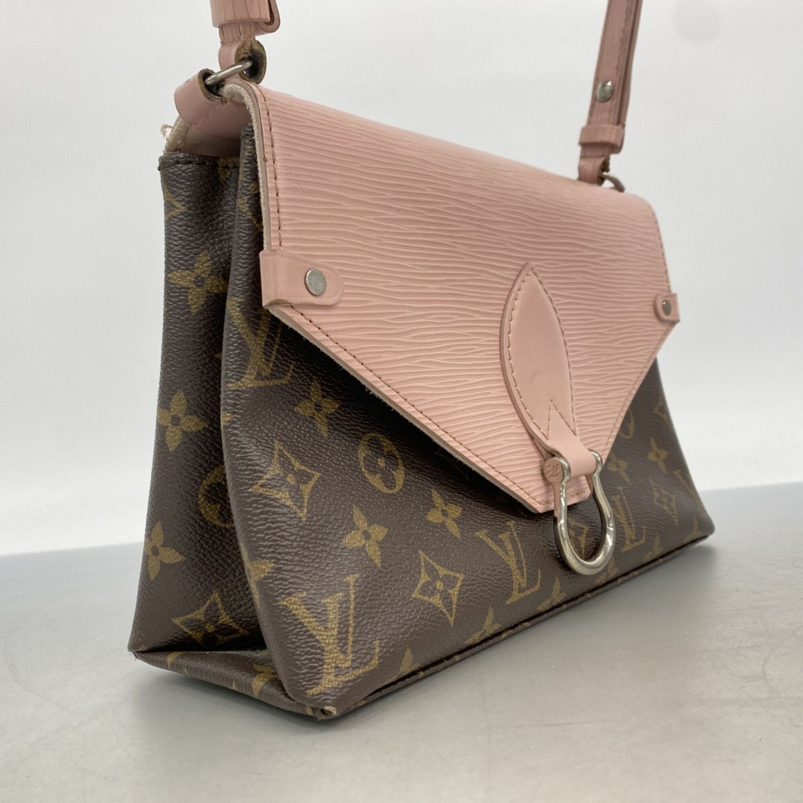 ルイ・ヴィトン(Louis Vuitton) ルイ・ヴィトン ショルダーバッグ 