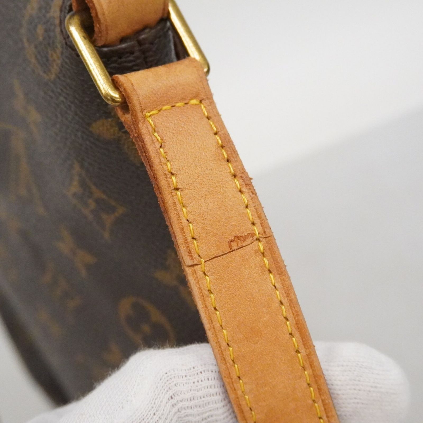 ルイ・ヴィトン(Louis Vuitton) ルイ・ヴィトン ショルダーバッグ 