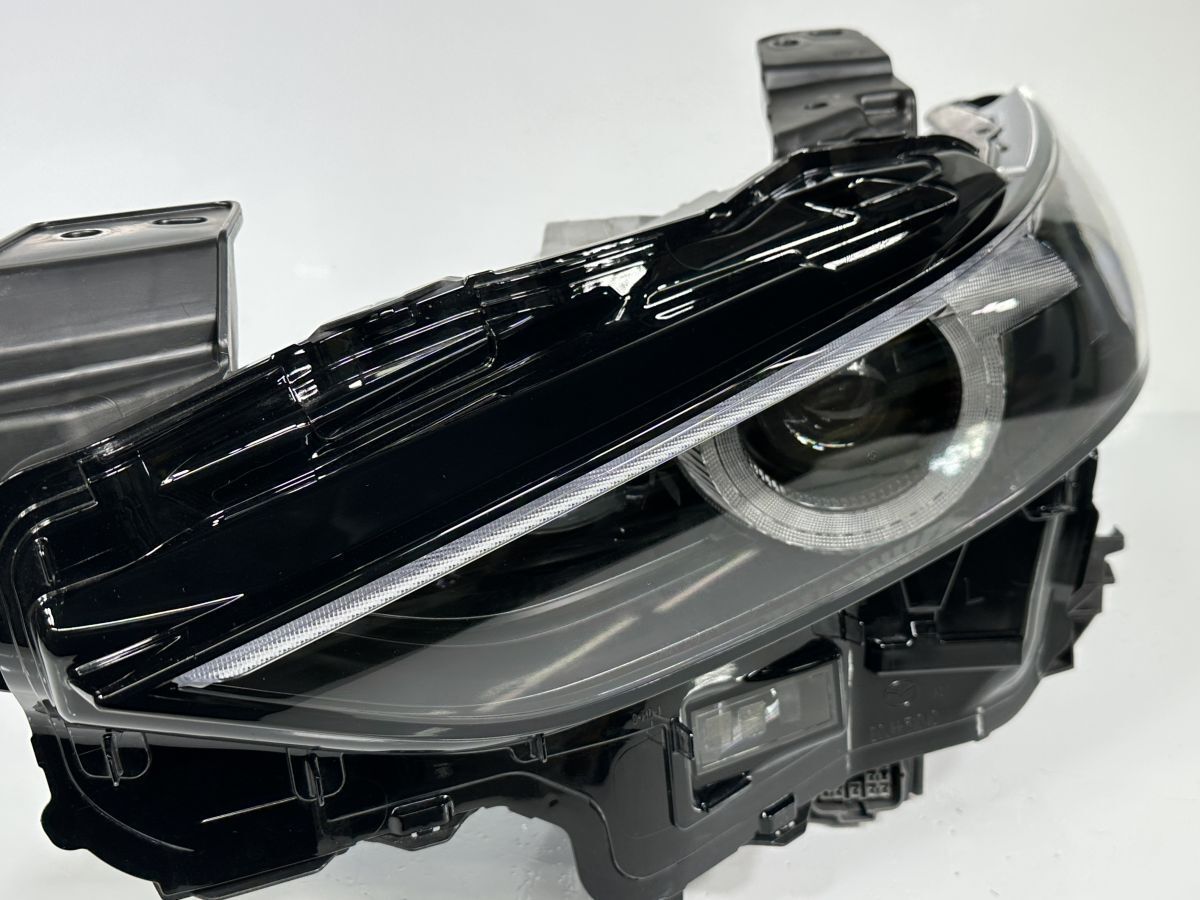 極美品/低走行 MAZDA3 BPEK3R R0504～ 純正 左ライト Assy LED 