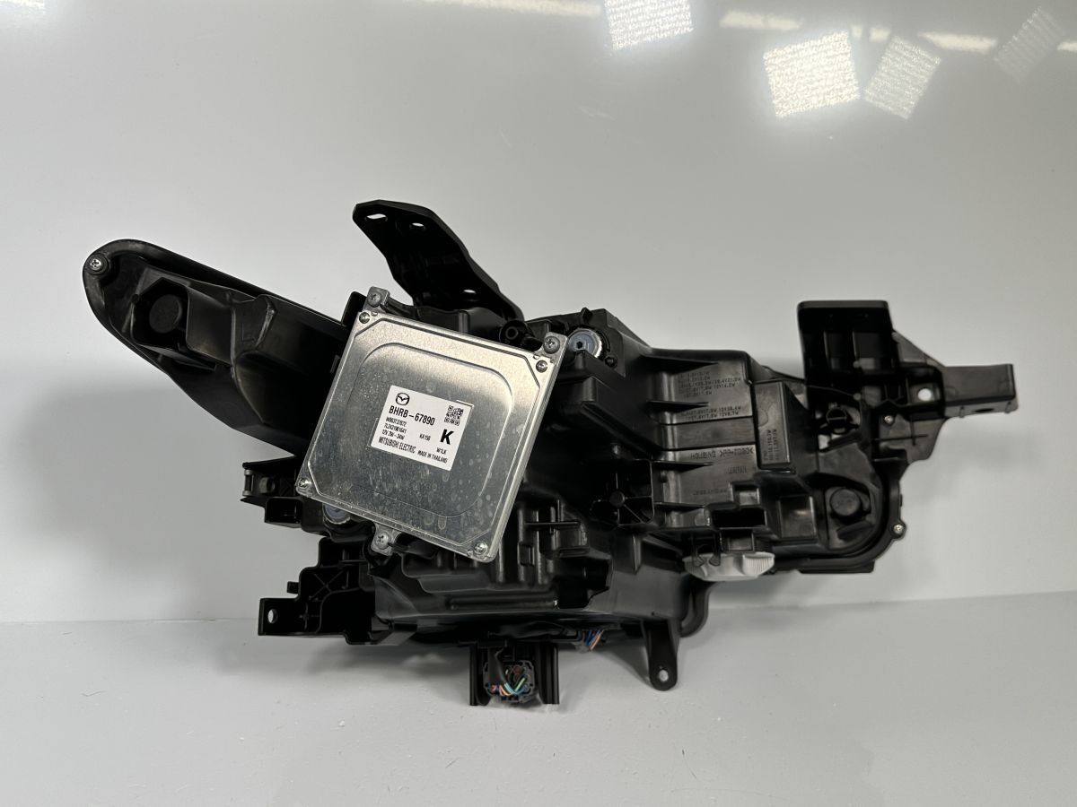 極美品/低走行 MAZDA3 BPEK3R R0504～ 純正 左ライト Assy LED 