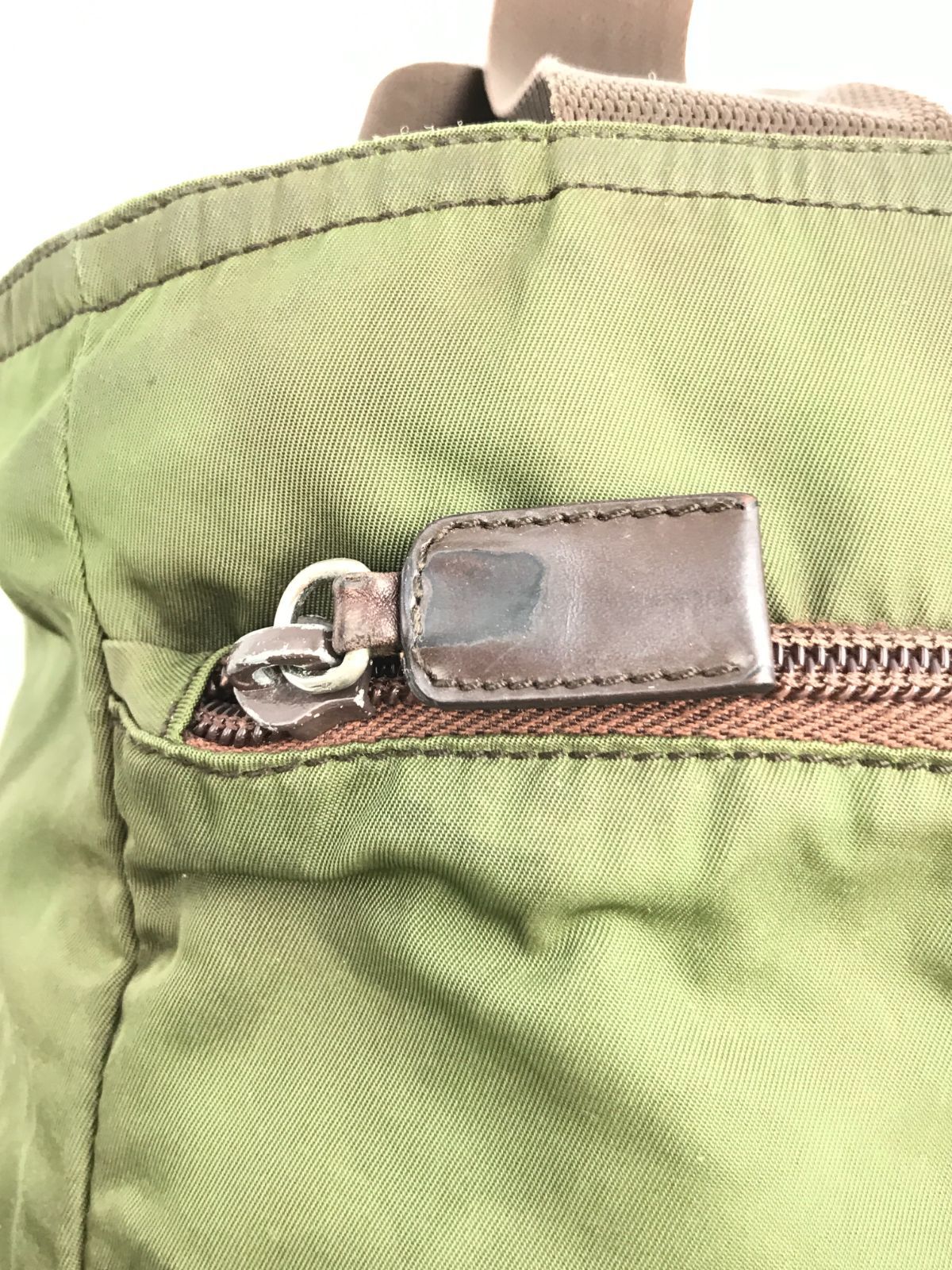 PRADA プラダ ショルダーバッグ テスートナイロン 三角ロゴ 肩掛け 