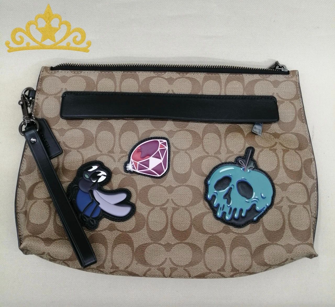 COACH × ディズニー シグネチャー 白雪姫 ワッペン キャンバス クラッチバッグ レディース コーチ