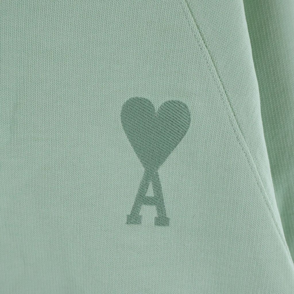 ami paris (アミパリス) ハートロゴ刺繍 プルオーバースウェット 
