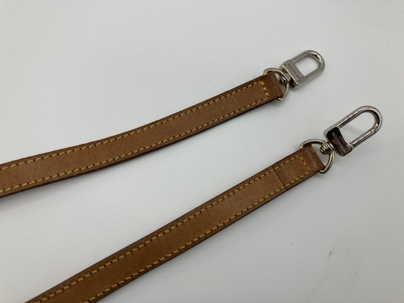 レディース LOUIS VUITTON ルイヴィトン ヌメ革 ショルダーストラップ 