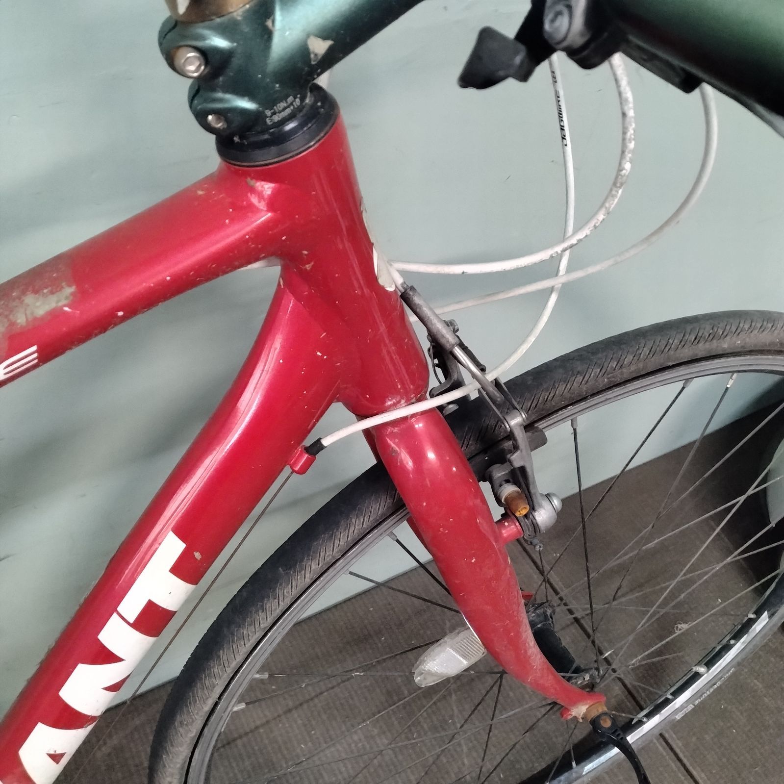 ◯ GIANT ESCAPE 自転車 クロスバイク 赤 現状品 4F - メルカリ