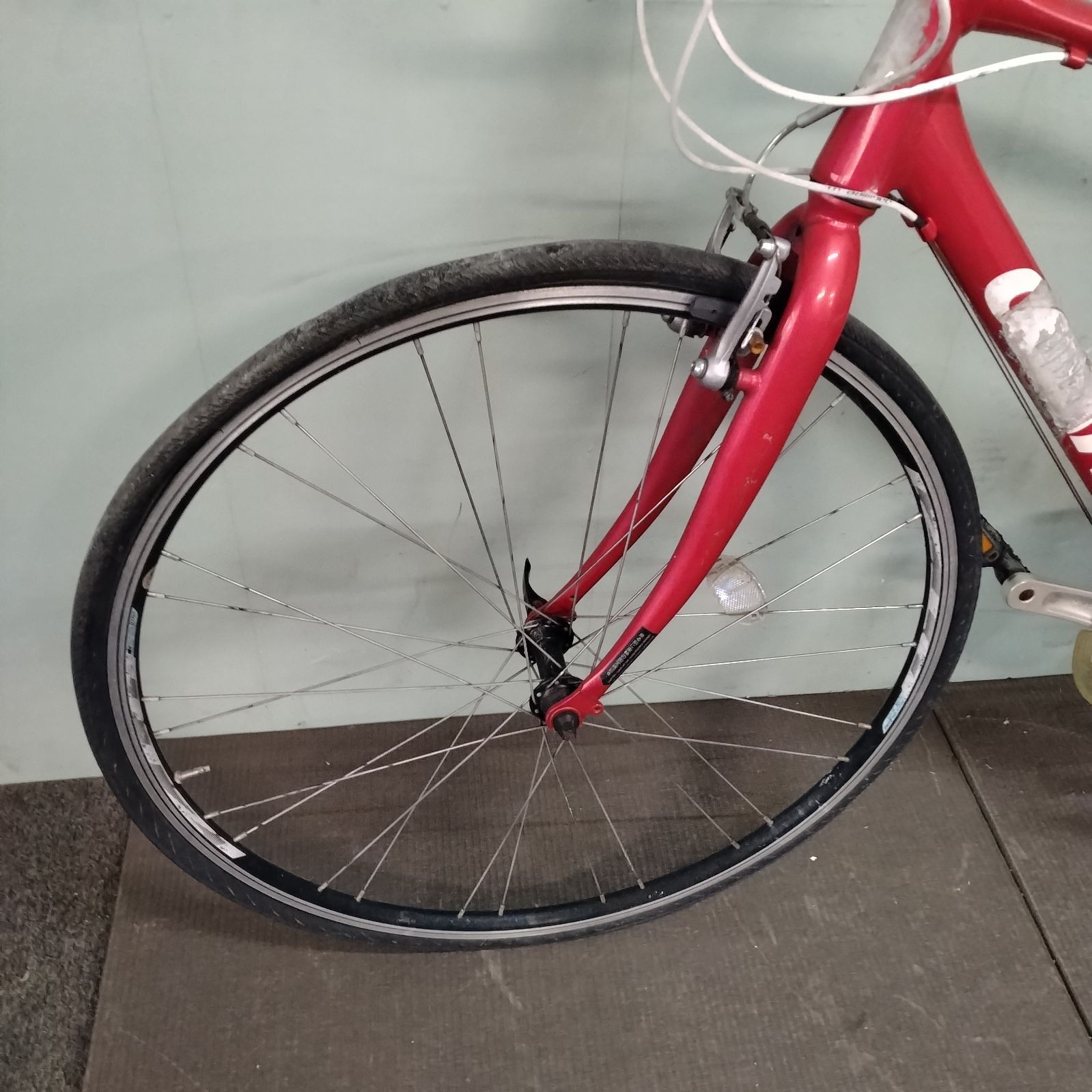 ◯ GIANT ESCAPE 自転車 クロスバイク 赤 現状品 4F - メルカリ
