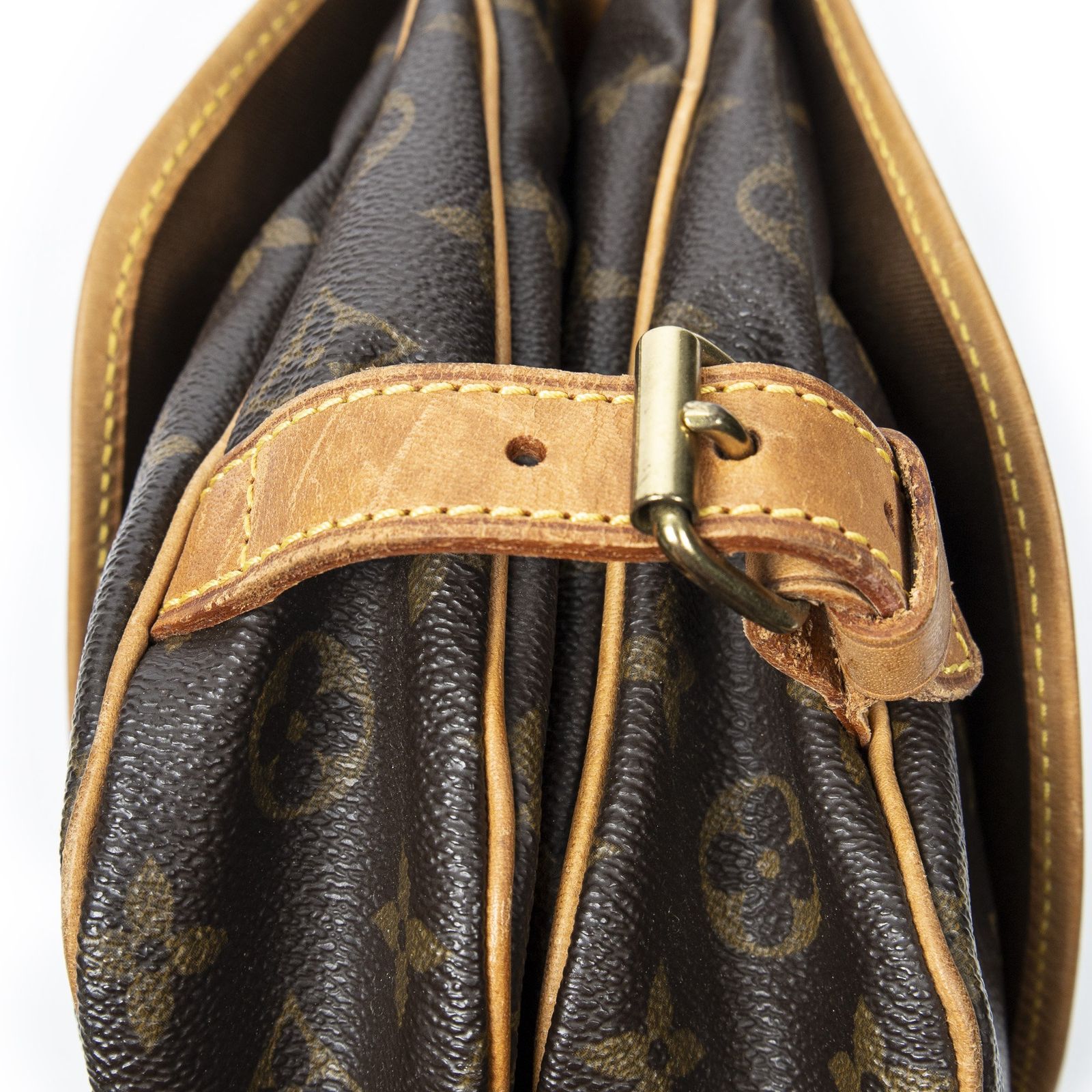[中古] LOUIS VUITTON ルイヴィトンソミュール茶色モノグラムキャンバスAB