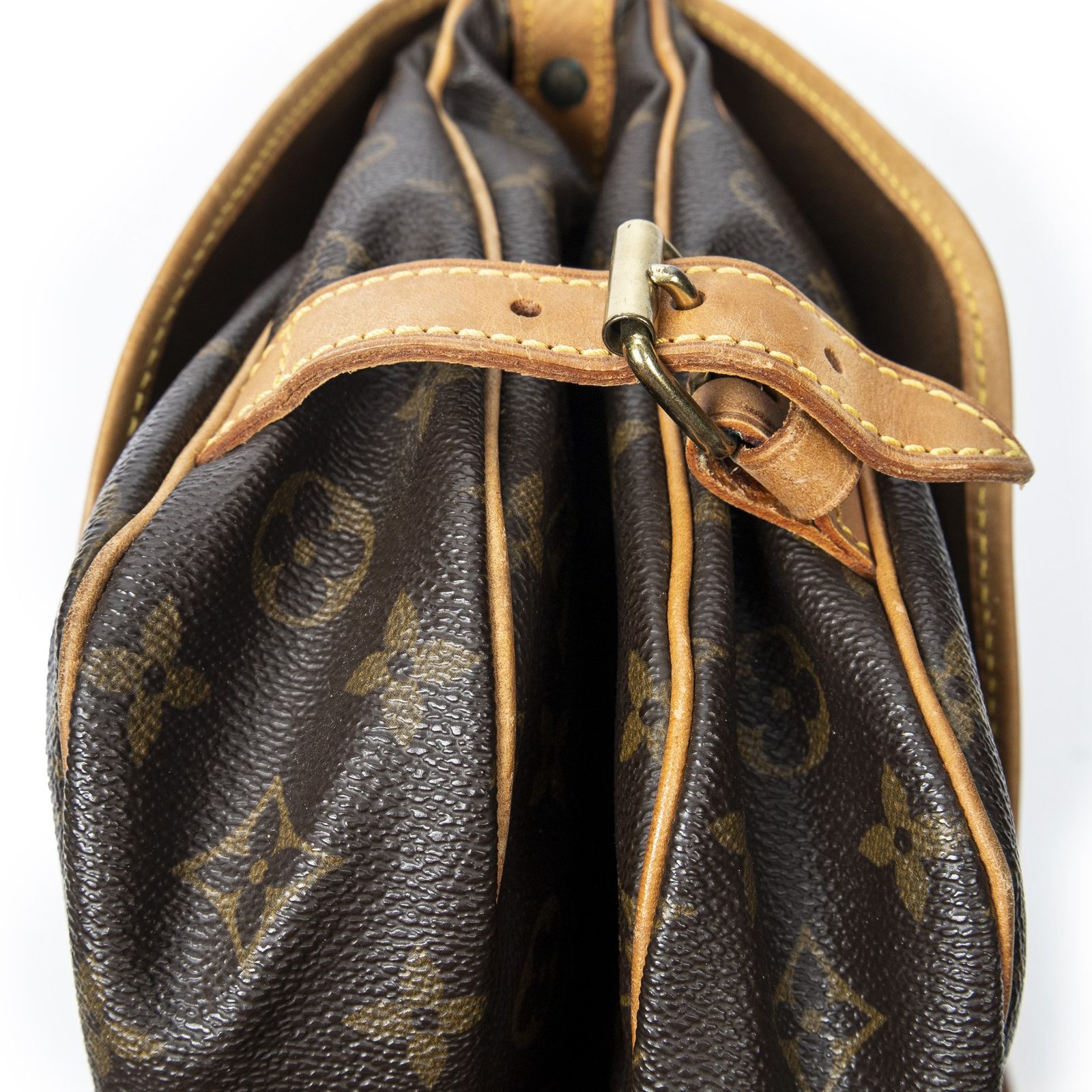 [中古] LOUIS VUITTON ルイヴィトンソミュール茶色モノグラムキャンバスAB