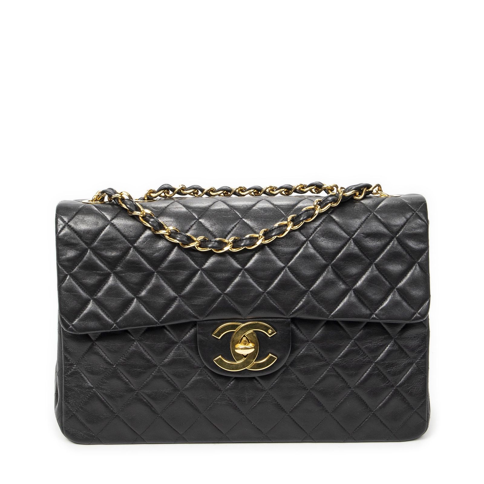 [中古] CHANEL シャネルマキシジャンボXLフラップ黒マトラッセラムスキンレザーA
