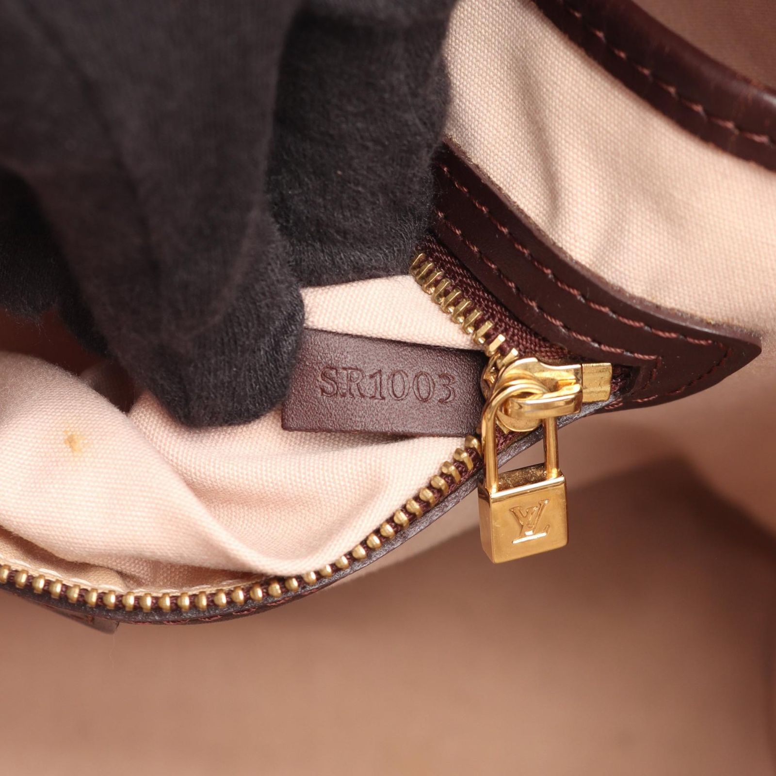LOUIS VUITTON ルイ・ヴィトン ルシーユGM モノグラムミニ スリーズ 