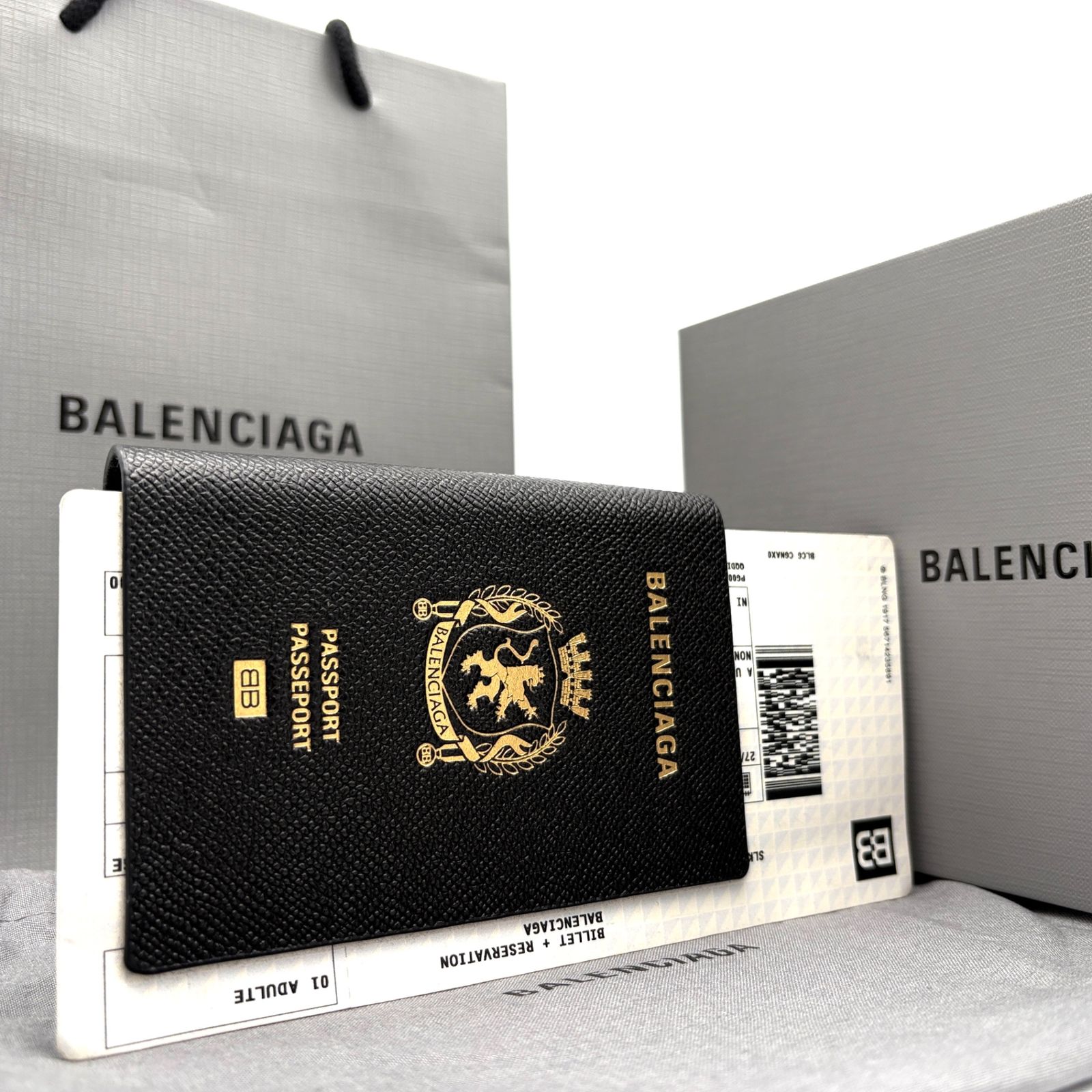 極美品 BALENCIAGA バレンシアガ パスポート デザイン 長財布 トラベル 