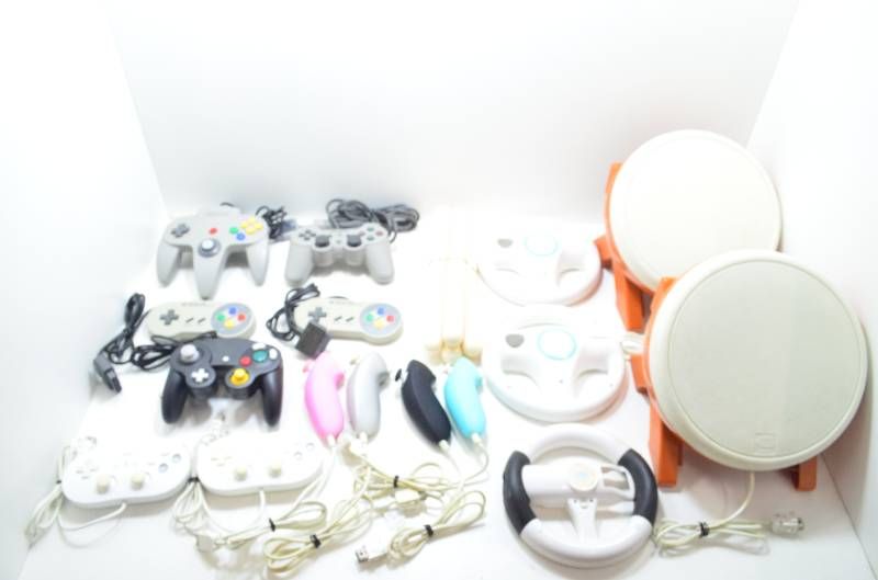 【送料無料】 任天堂 Nintendo Wii WiiU ゲームコントローラー 周辺機器 大量セット