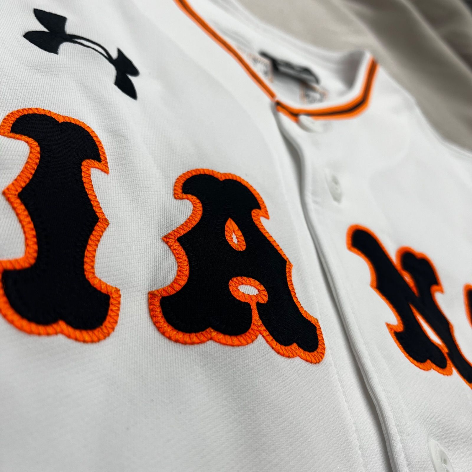 UNDER ARMOUR アンダーアーマー 読売ジャイアンツ ユニフォーム 坂本