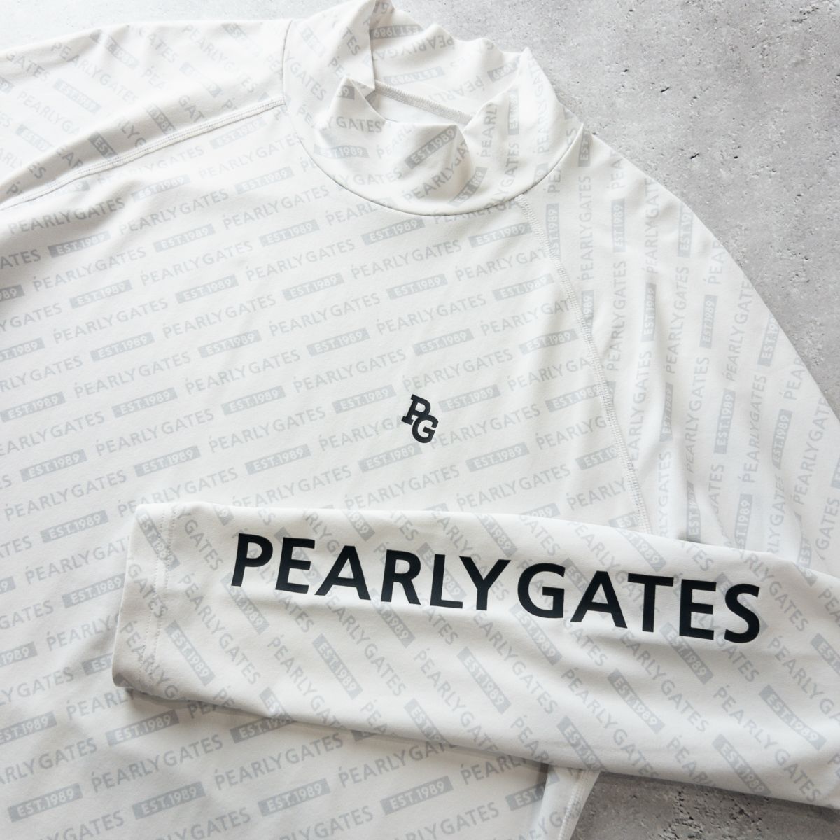 PEARLY GATES パーリーゲイツ 長袖 モックネック シャツ ロゴ総柄 UV対策 ストレッチ インナー メンズ ホワイト 白 ゴルフウェア 吸汗速乾