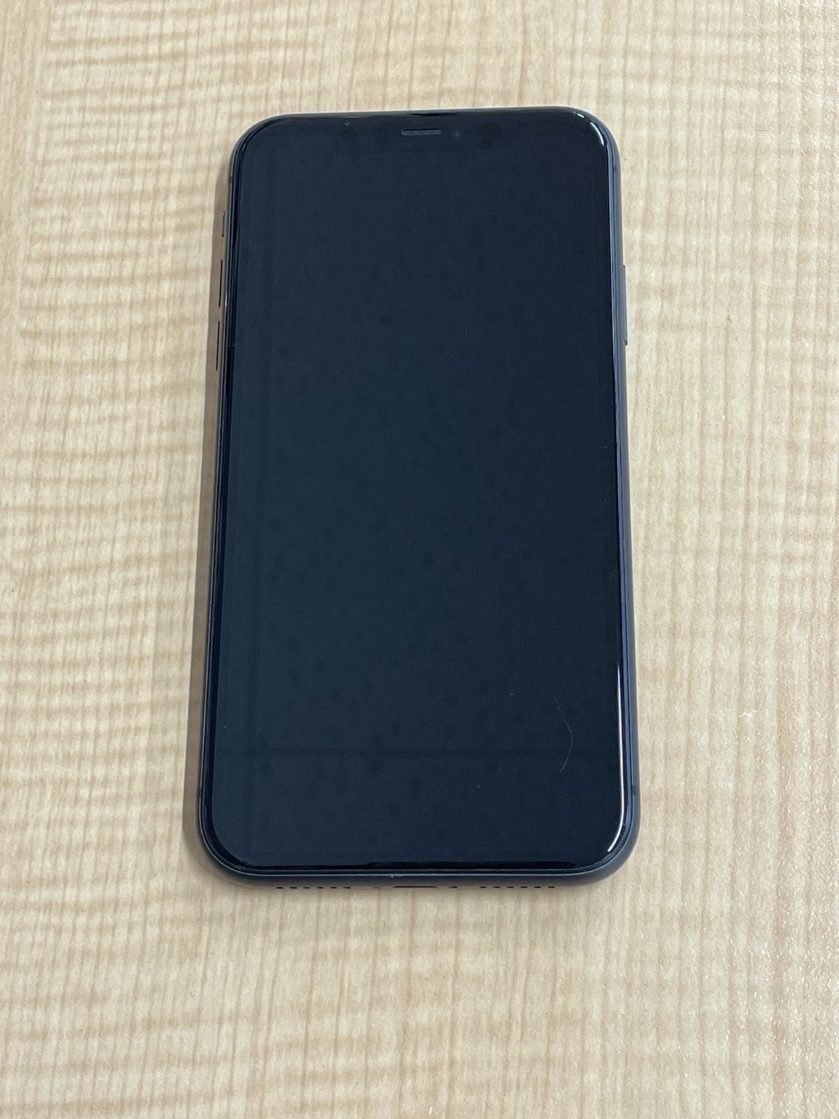 iPhone11 本体 256GB ブラック Docomo版SIMフリー MWM72J/A-直営店販売