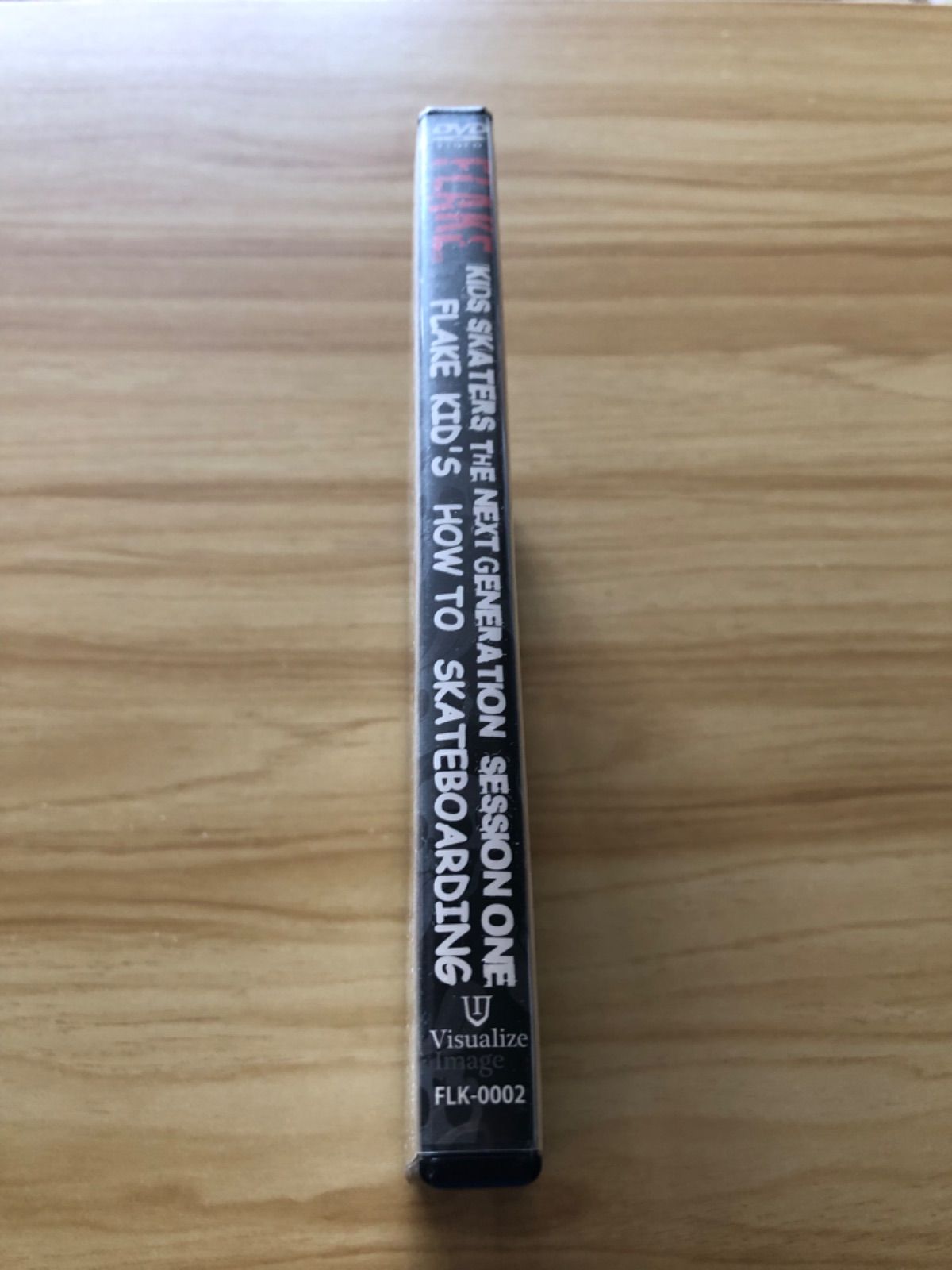 FLAKE KIDS SKATERS 初回限定2枚組DVD 平野歩夢選手出演 中古][DVD] FLAKE KIDS SKATERS 初回限定2枚組DVD 平野歩夢選手等出演
