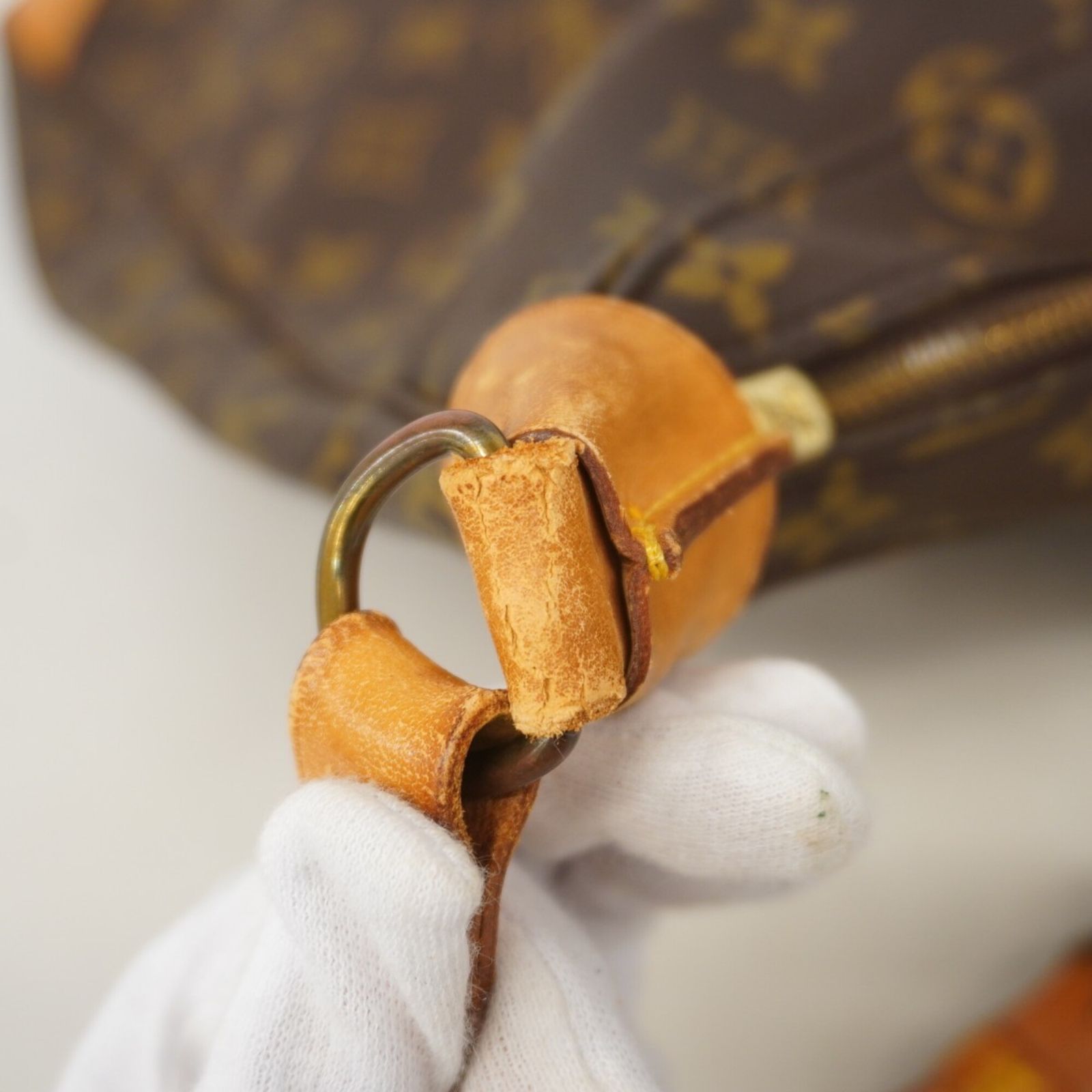 ルイ・ヴィトン(Louis Vuitton) ルイ・ヴィトン ショルダーバッグ 