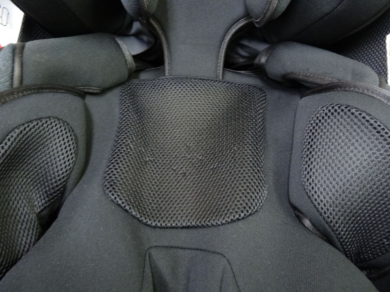 訳アリ】アップリカ / マモリラ ISOFIX チャイルドシート 新生児～4歳