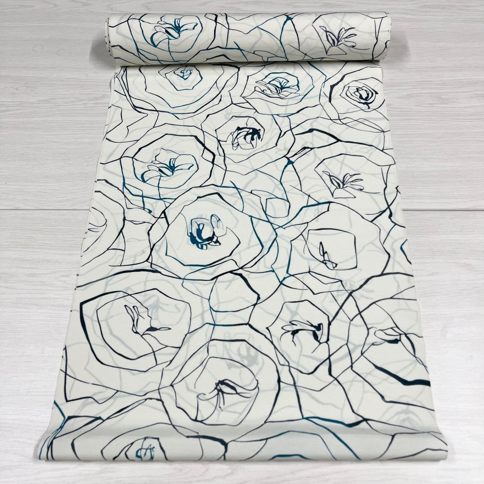 【未使用品】　美品　匿名配送　HANAE MORI　ハナエモリ　反物　雨コート　超撥水加工　ポリエステル　白　反物雨3