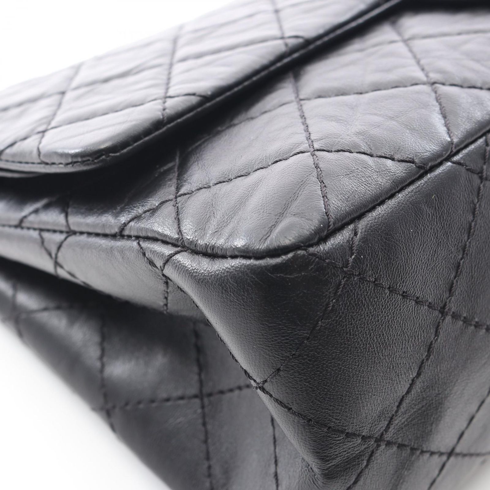 シャネル CHANEL ショルダーバッグ 2.55 マトラッセ Wフラップ 