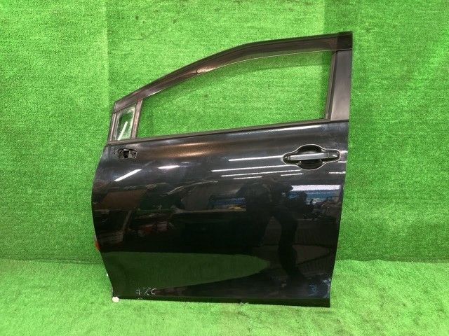 シエンタ NCP175G 左フロントドア X 4WD 6人 アサヒ M2H3 67002-52610 209 シエンタ NCP175G 左フロントドア G 4WD 6人 アサヒ M2H3 67002-52610