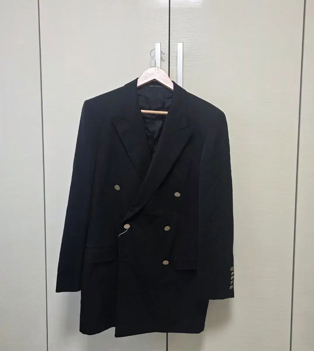 グッチ ブラック ダブル ゴールド ブレスティジ ブレーザー 出品