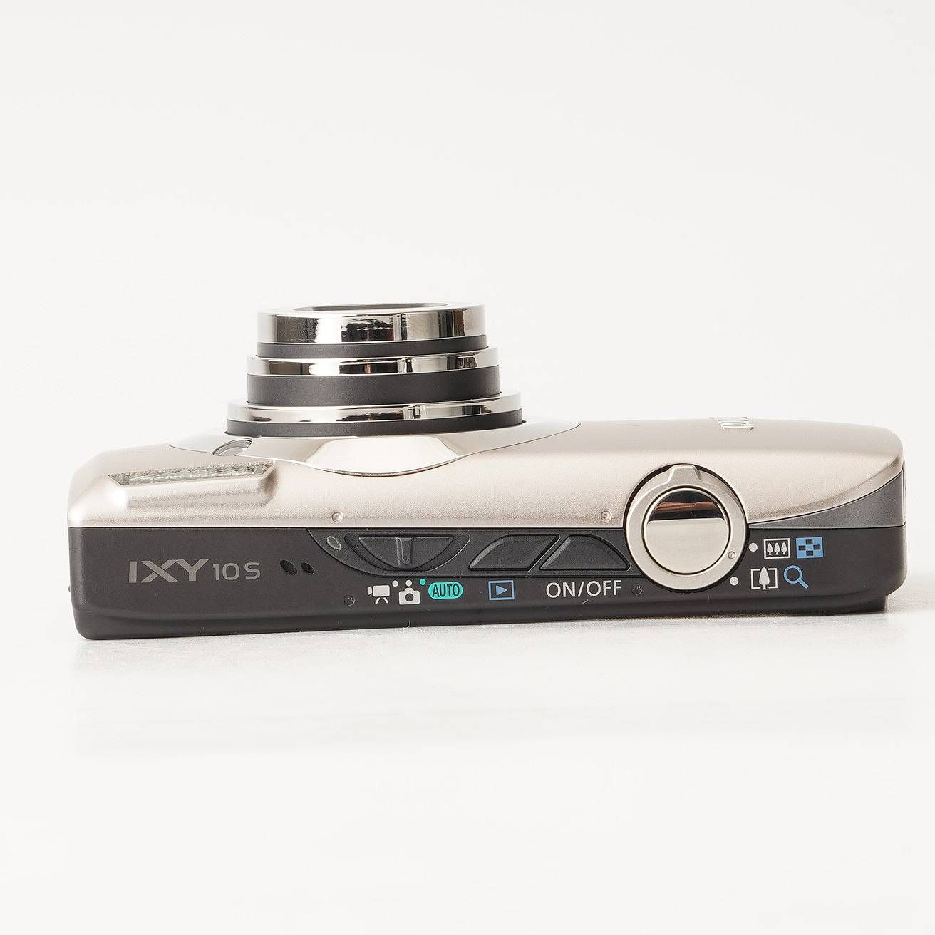 キヤノン Canon IXY 10 S シルバー コンパクトデジタルカメラ - メルカリ