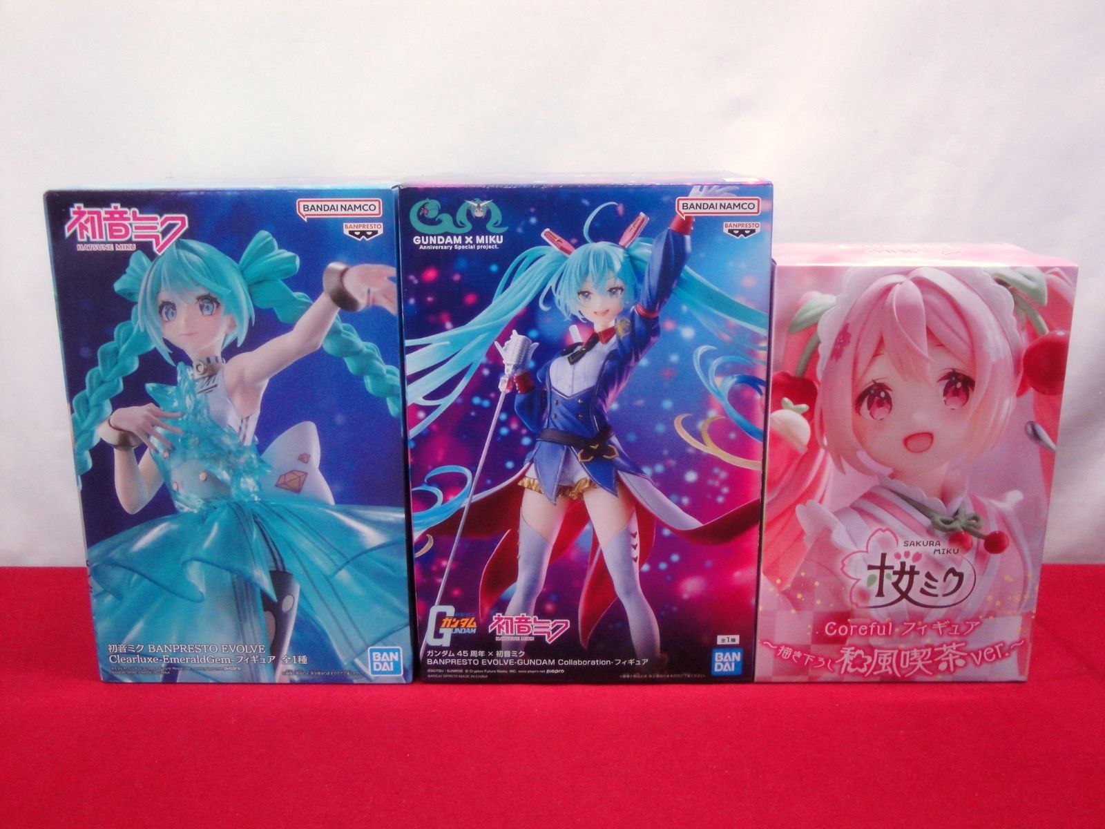 フィギュア まとめ売り 初音ミク 葬送のフリーレン 薬屋のひとりごと 着せ恋 未開封品】オーバーロード 葬送のフリーレン 初音ミク 薬屋の