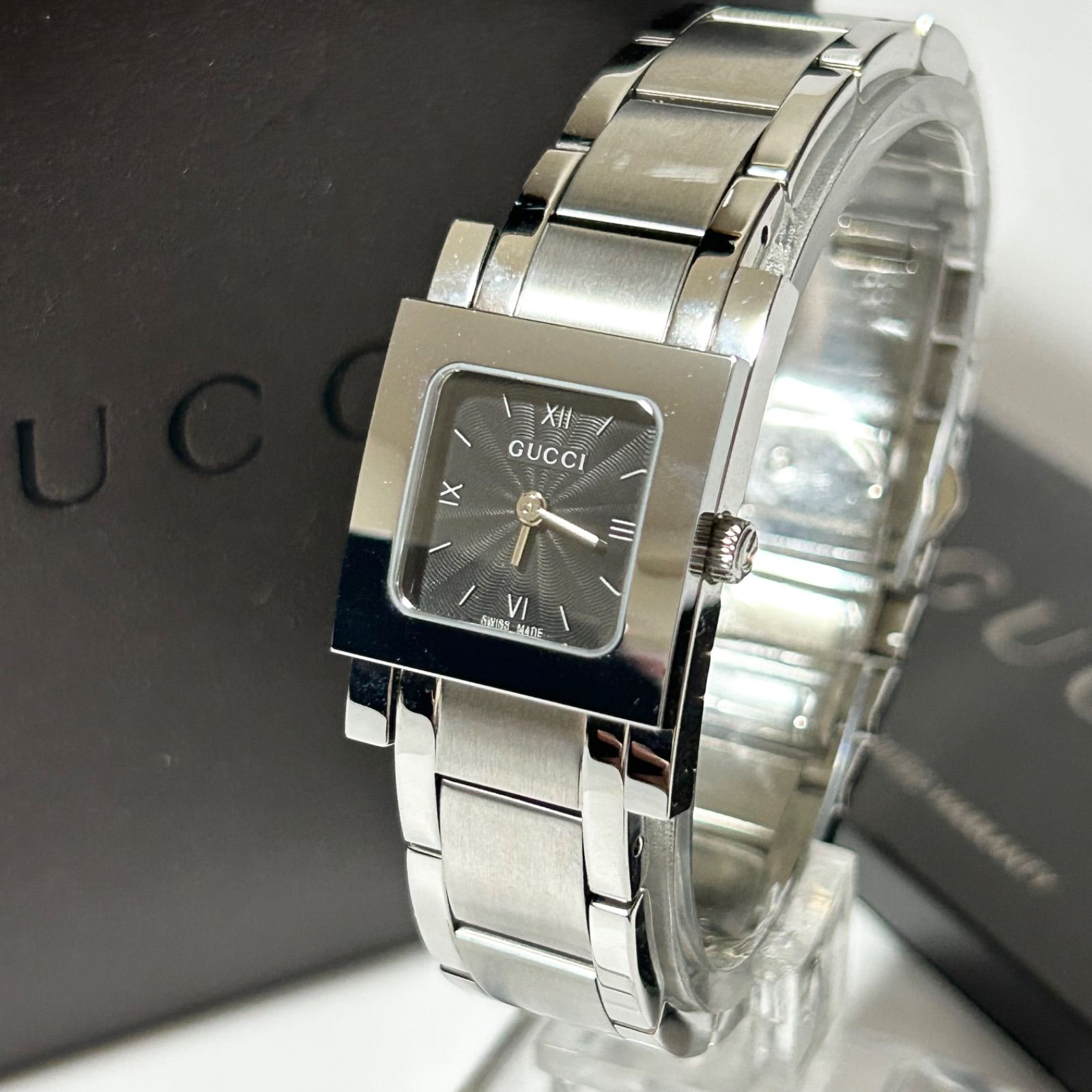 GUCCI グッチ 7900P QZ クォーツ シルバー ブラック文字盤 レディース 腕時計 H2222150W