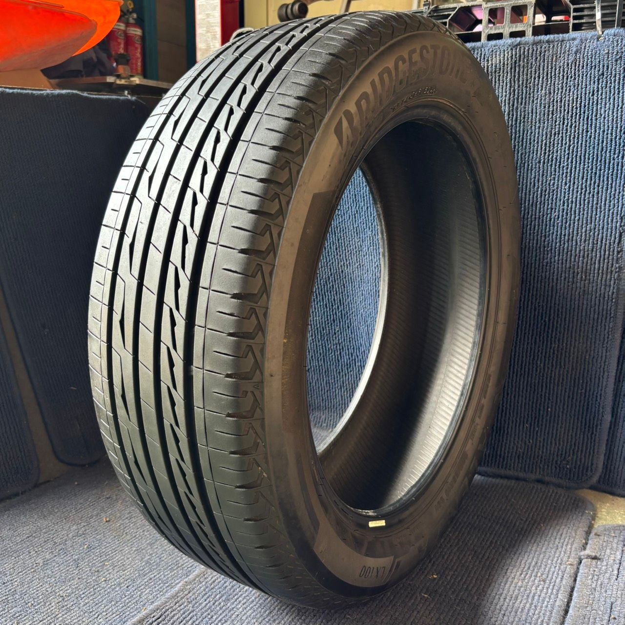☆送料無料☆【2024年製造】【溝8.5分山】BRIDGESTONE ALENZA LX100 1本 225/55R19 ASP3587