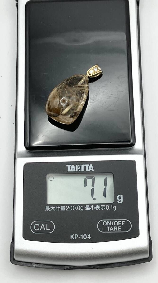 天然ルチレイテッドクォーツ K18 トップ ダイヤ0.06ct 7.1g ソーティング付き｜チャーム