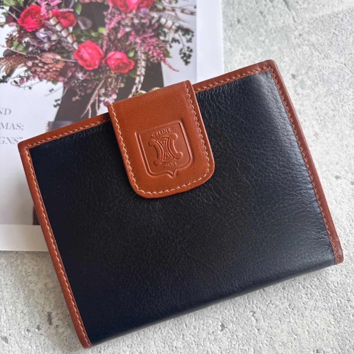 CELINE レザーがま口財布 ブラック×ブラウン