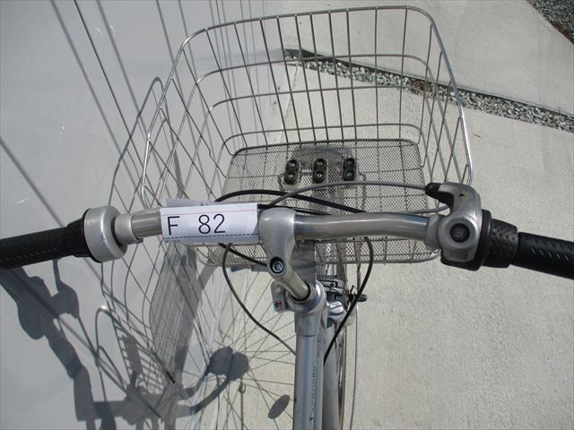 F82★整備済み★完成車発送★中古シティ自転車【ブリヂストン LACROSSE 27インチ 軽快車 シルバー 】 F82★整備済み★完成車発送★中古シティ自転車【ブリヂストン LACROSSE 27インチ 軽快車 シルバー 】