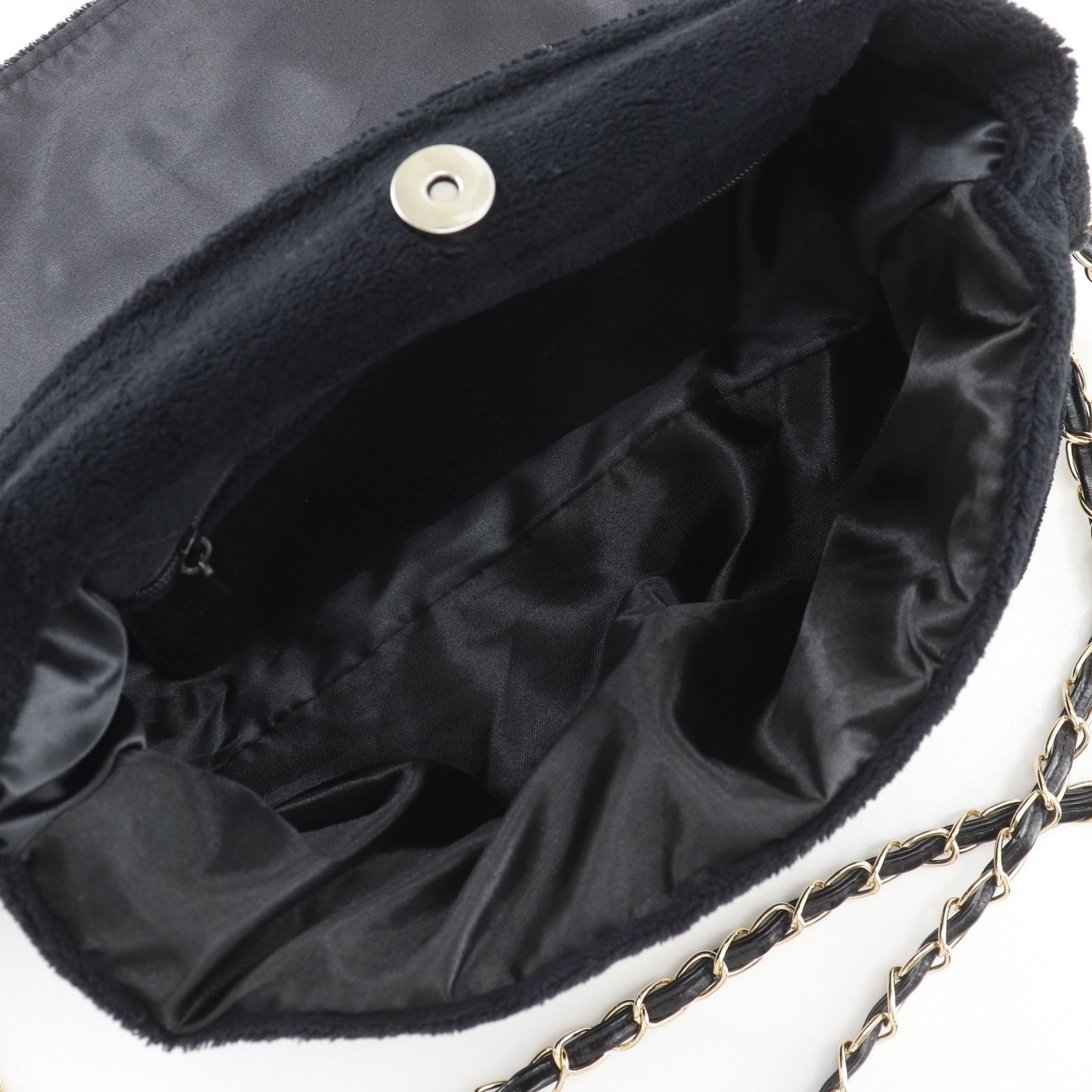 CHANEL ノベルティブラック ショルダーバッグ パイル 【公式通販】