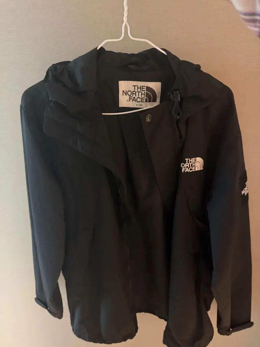 THE NORTH FACE ザノースフェイス ウィンドブレーカー ジャケット ブラック