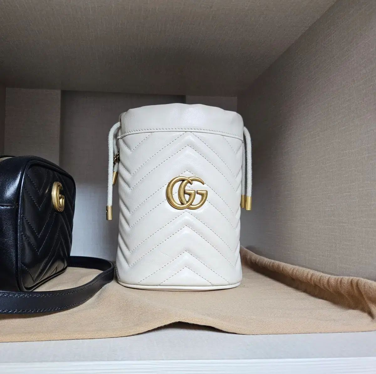 グッチ バケットバッグ