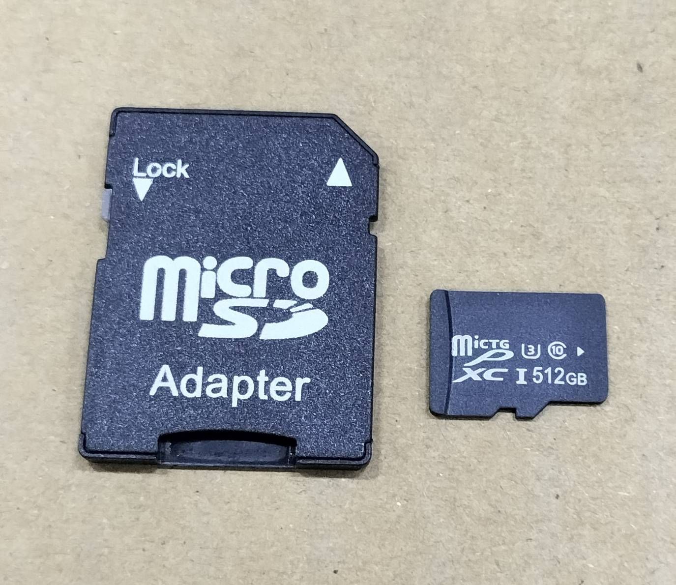 26051302【動作未確認】HIDISC microSDXC 512GB メモリーカード SD変換アダプタ付き