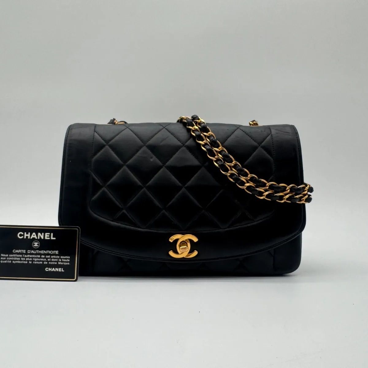 大人気✨CHANEL シャネル ショルダーバッグ ダイアナ マトラッセ ココ 
