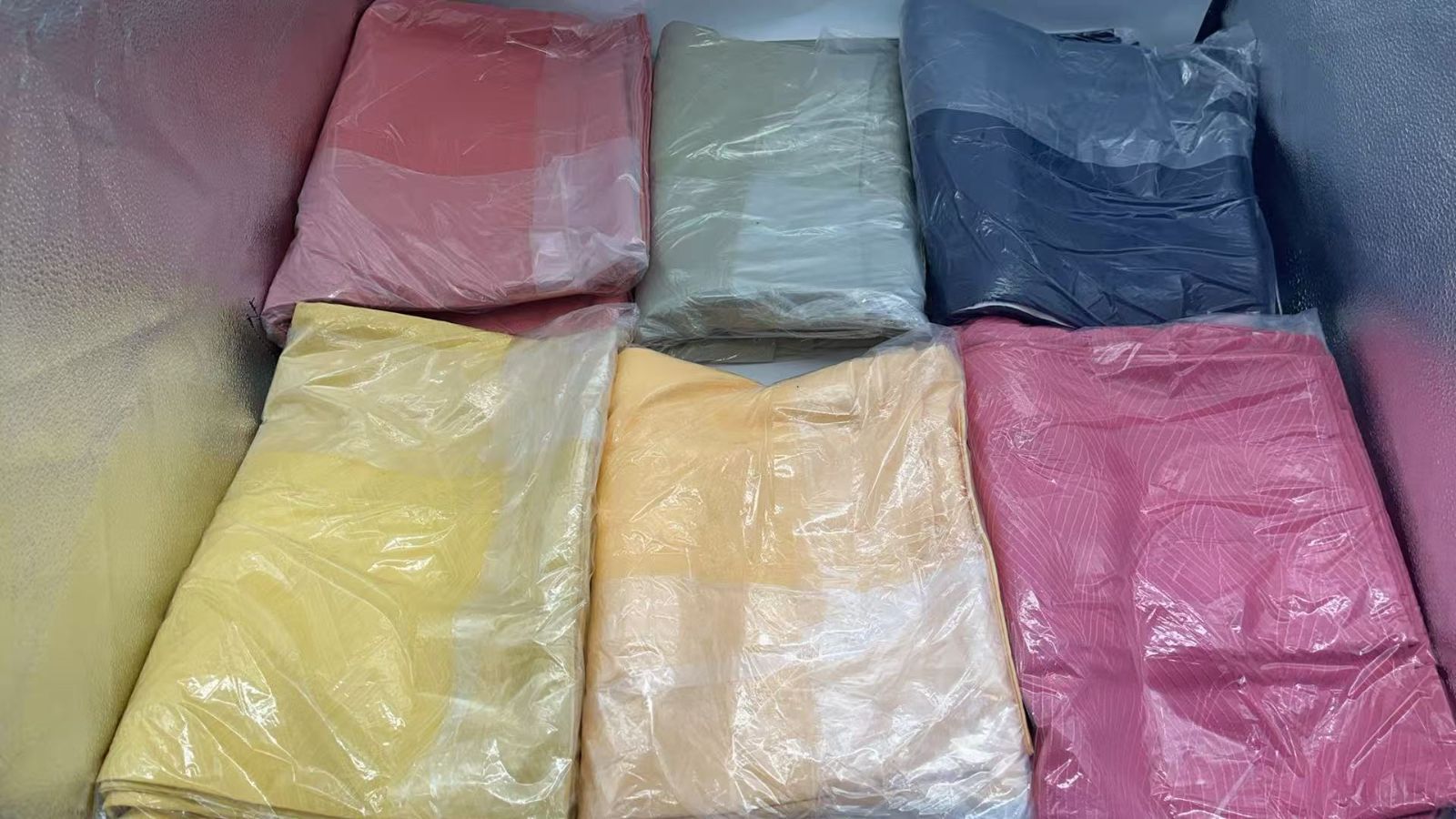MOH-00053 上質な色無地 6 枚まとめ売り　正絹　逸品