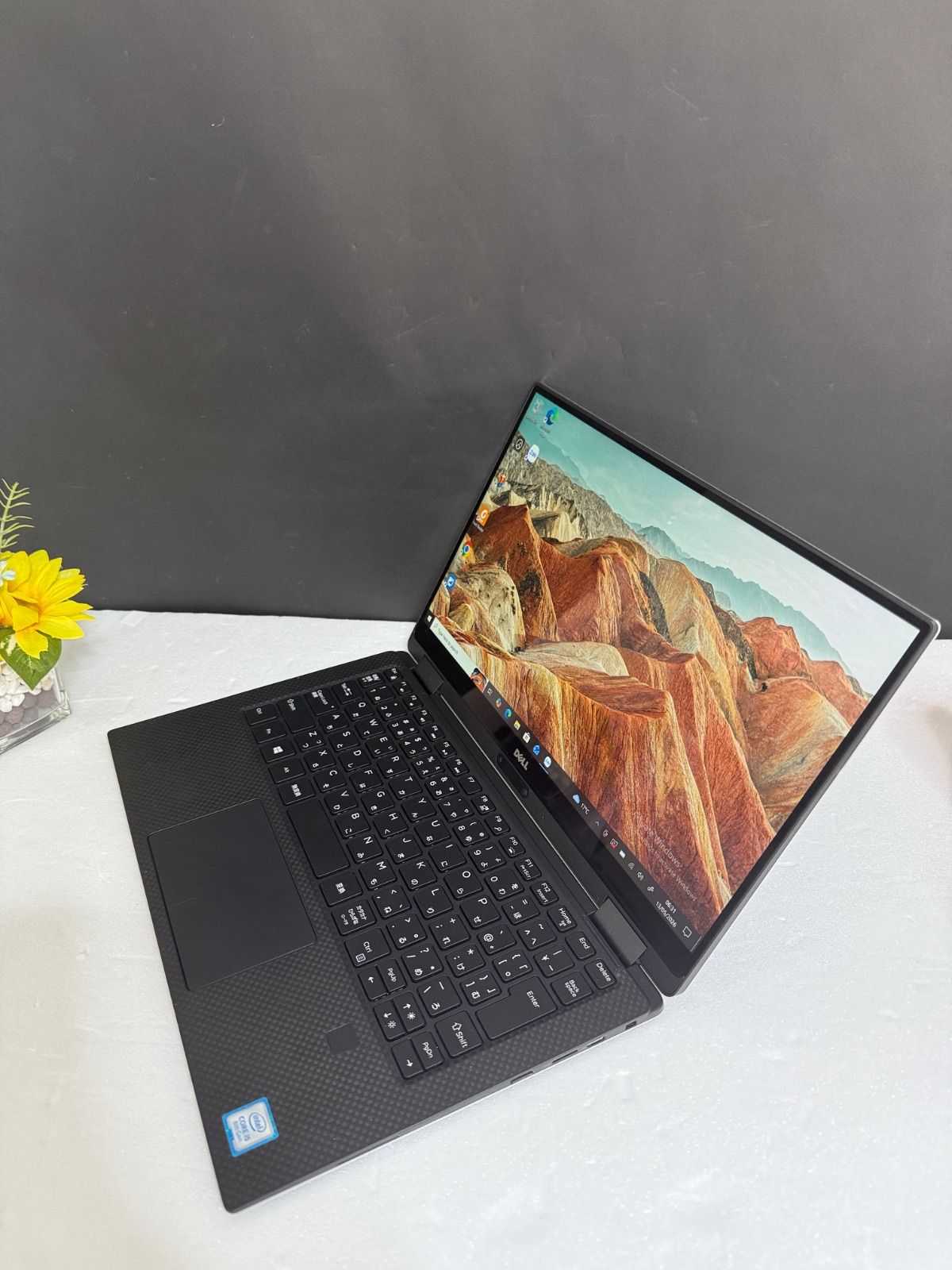 【準美品 】【保証つき】タッチパネル対応 Dell XPS 9365 2 in 1 i5-8200Y /8GB/256GB WINDOWS 11, OFFICE 2024 PLUS入れ済、 すぐ使える