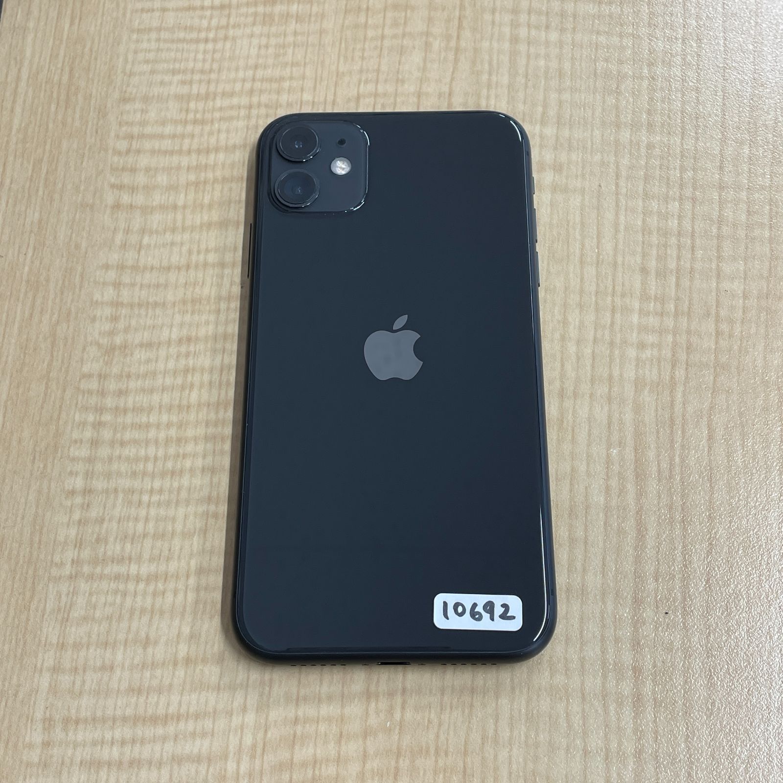 ガラスフィルム同梱】iPhone11 本体 64GB ブラック au版SIMフリー