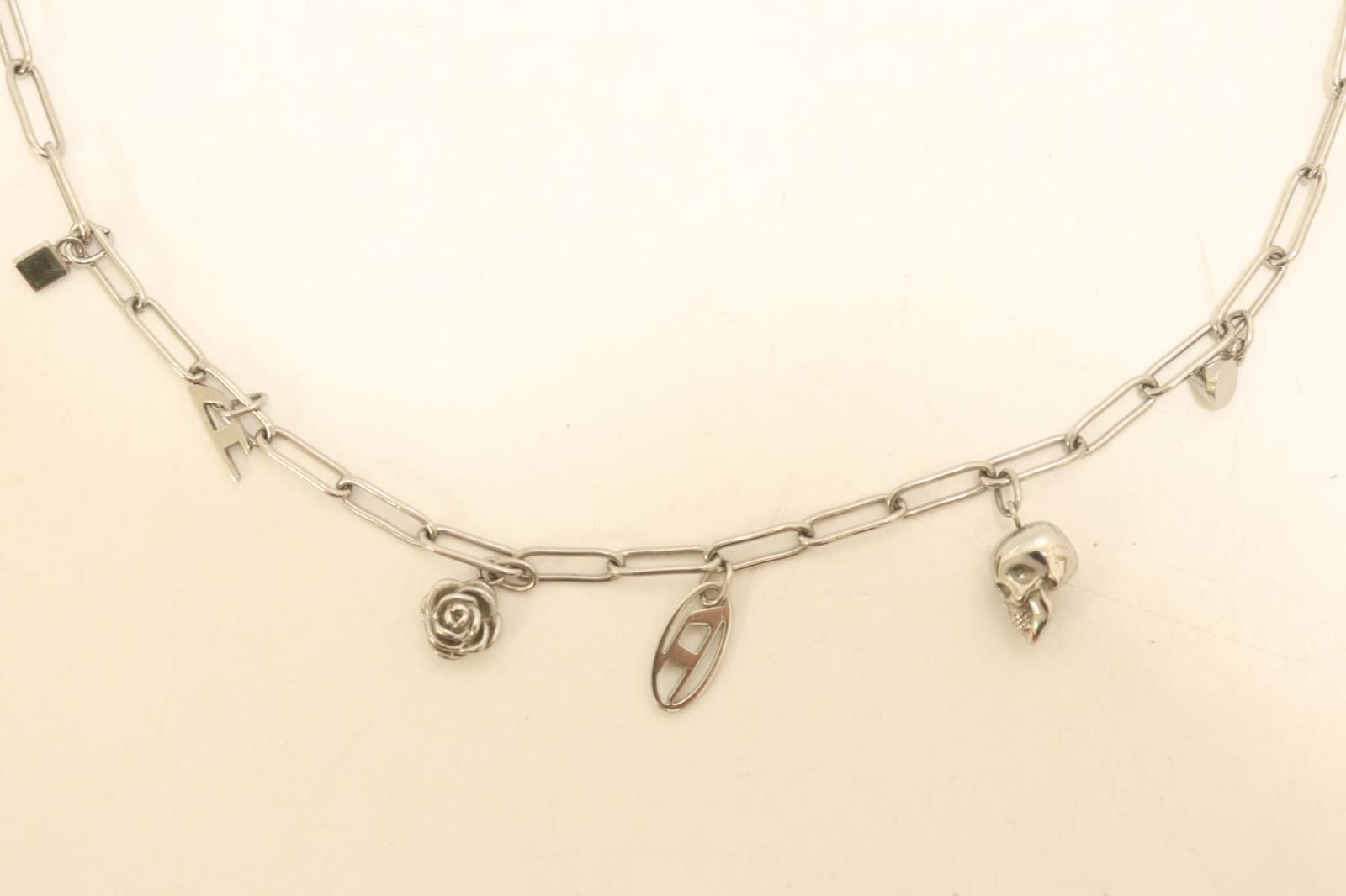 【中古】 DIESEL メンズネックレス -- チャームネックレス DIESEL -- 銀 シルバー 無地 7,912円