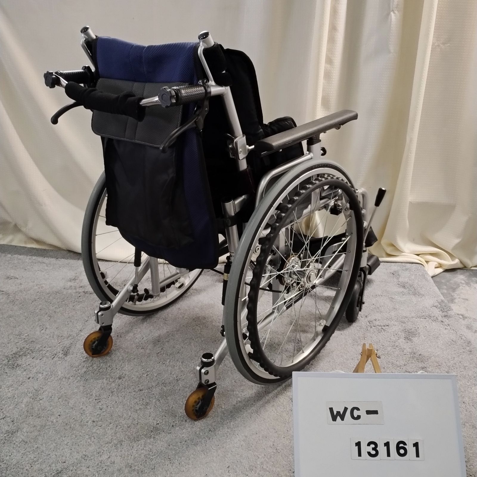 WC-13161）日進医療器 座王 NA-506W 室内用 6輪 六輪 ニッシン 自走型 