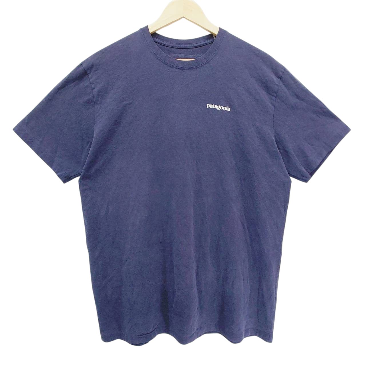 Patagonia パタゴニア P-6ロゴ バックプリント 半袖Tシャツ ネイビー Lサイズ アウトドア ロゴT カジュアル 人気 定番 メンズ レディース ユニセックス オーガニックコットン 胸ロゴ バックロゴ クルーネック 紺色 春夏 古着